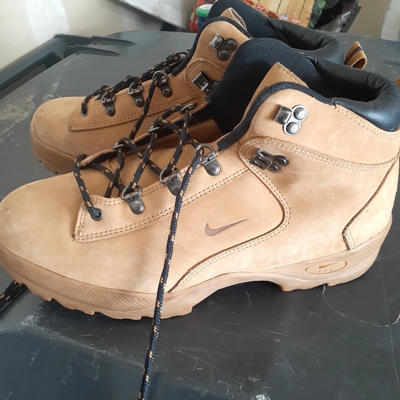 Mens nike acg boots - Picture 6 of 6